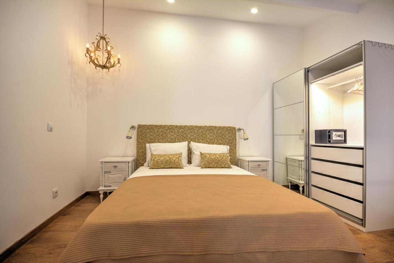 Yellow Barqueta Studio Apartment Faro Ngoại thất bức ảnh